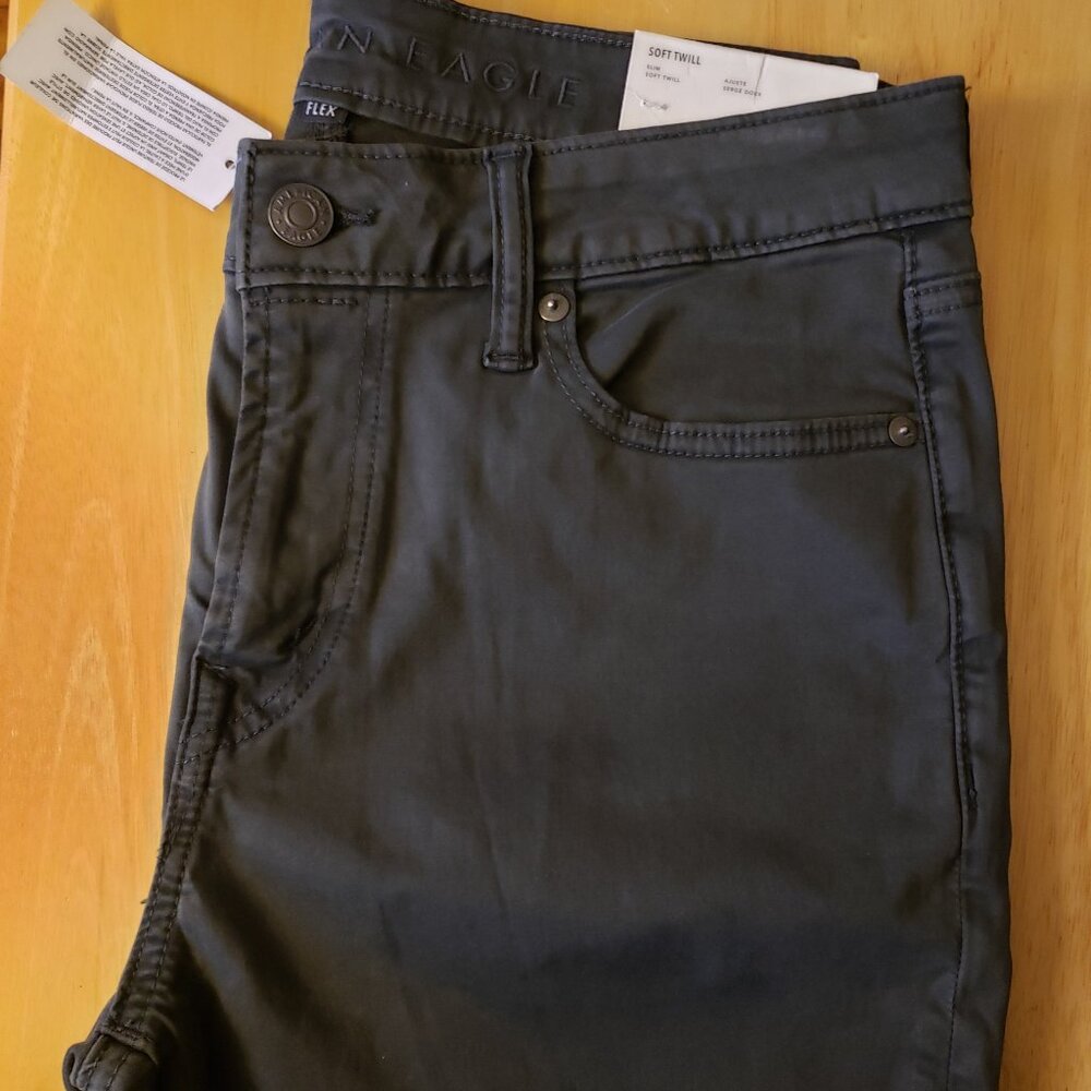 NWT Men's American Eagle Gray soft twill slim pants 30x32